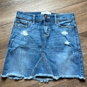 Abercrombie skirt. Like New.